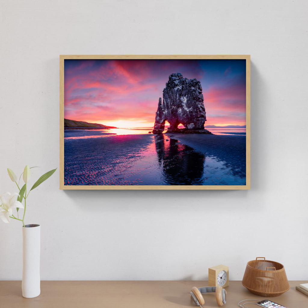 Crimson Horizon Reflection