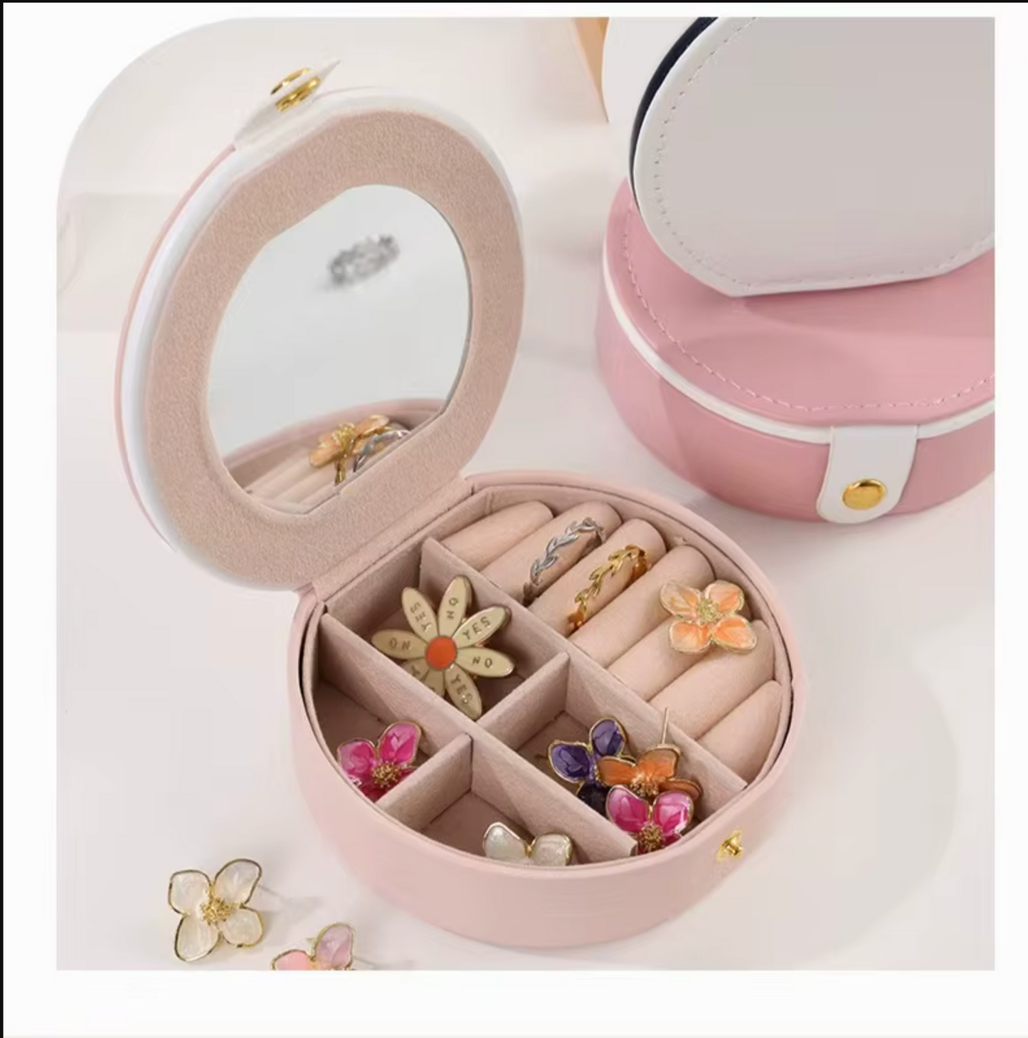 🌸 Personalized Floral Name Jewelry Box – Custom Round Travel Case with Mirror
