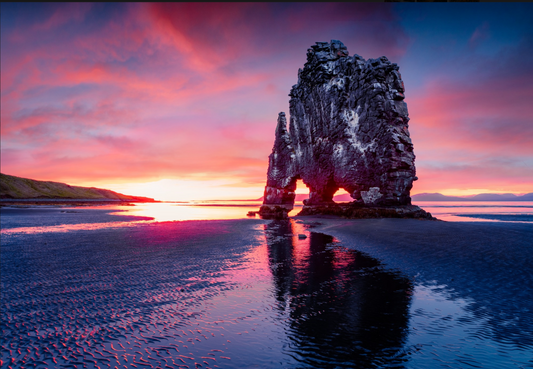 Crimson Horizon Reflection